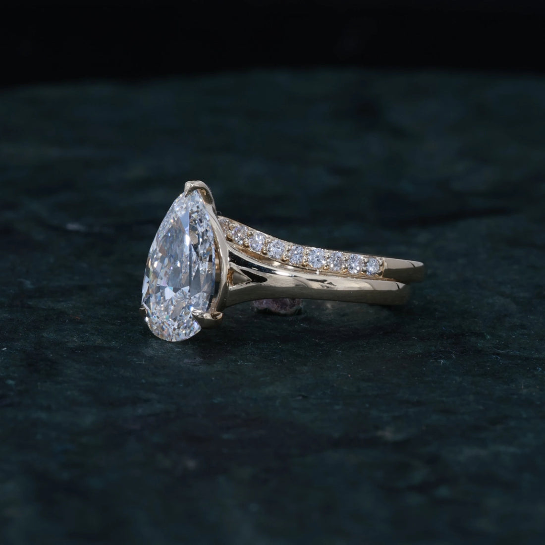 2.5CT Pear Cut Moissanite Engagement Ring | Split Shank, 925 Silver or 14K Gold Plated